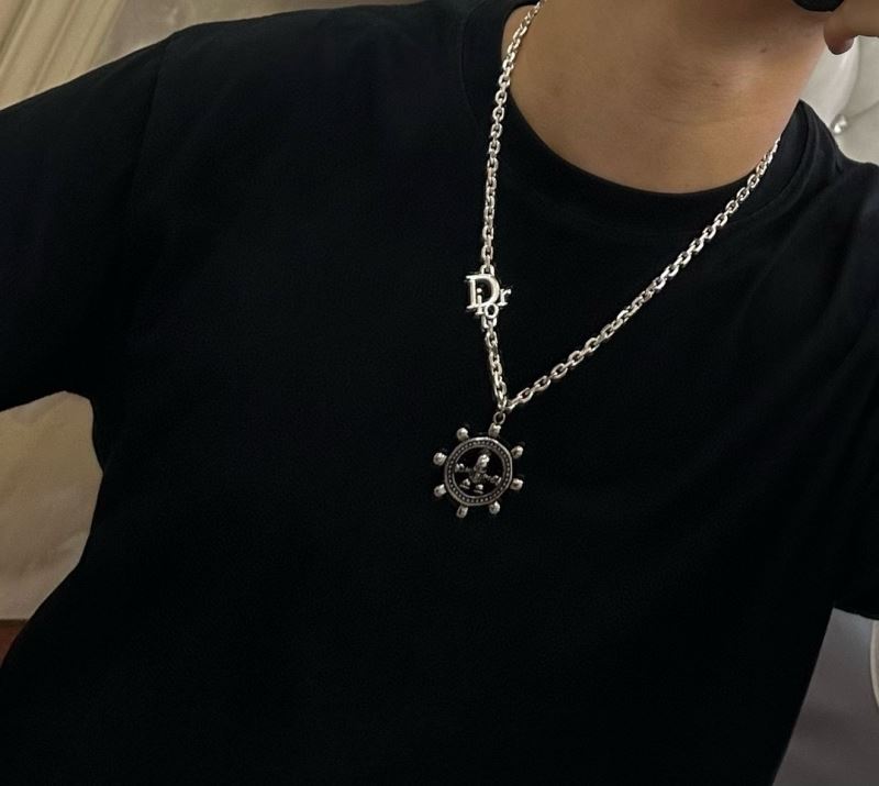 chr1st1an D10r necklaces